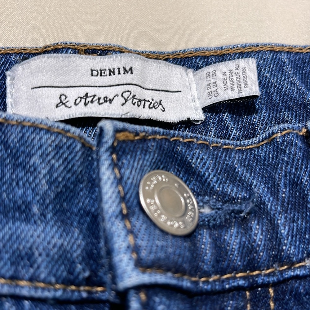 & OTHER STORIES HIGH WAISTED STRAIGHT LEG JEANS WITH CUT RAW EDGE HEM SIZE 24 - Picture 4 of 12